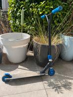 Stuntstep blauw/zwart, Fietsen en Brommers, Steps, Ophalen, Gebruikt, Gewone step
