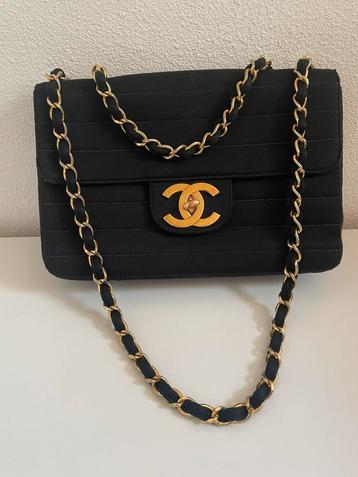 Chanel classic flapbag jumbo vintage  beschikbaar voor biedingen