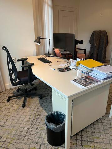 Bureaus beschikbaar voor biedingen