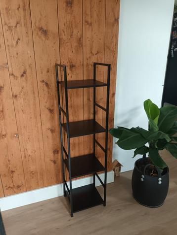 Leuk (badkamer) kastje hout met metaal zwart  beschikbaar voor biedingen