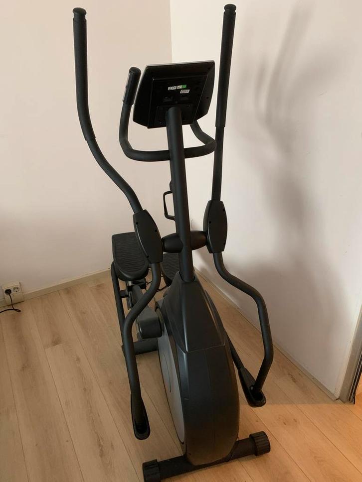 Taurus Crosstrainer - Zo goed als nieuw!, Sport en Fitness, Fitnessapparatuur, Zo goed als nieuw, Crosstrainer, Armen, Metaal