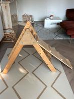 Klimrek Montessori driehoek hout met glijbaan, Kinderen en Baby's, Speelgoed | Houten speelgoed, Ophalen of Verzenden, Zo goed als nieuw