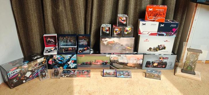 Max Verstappen collectie, Verzamelen, Automerken, Motoren en Formule 1, Zo goed als nieuw, Formule 1, Ophalen of Verzenden