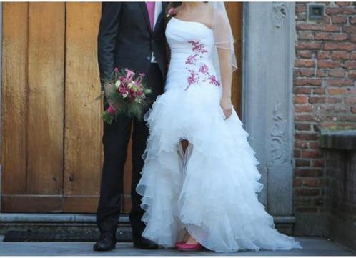 Trouwjurk wit (met roze accenten), Kleding | Dames, Trouwkleding en Trouwaccessoires, Zo goed als nieuw, Trouwjurk, Wit, Ophalen