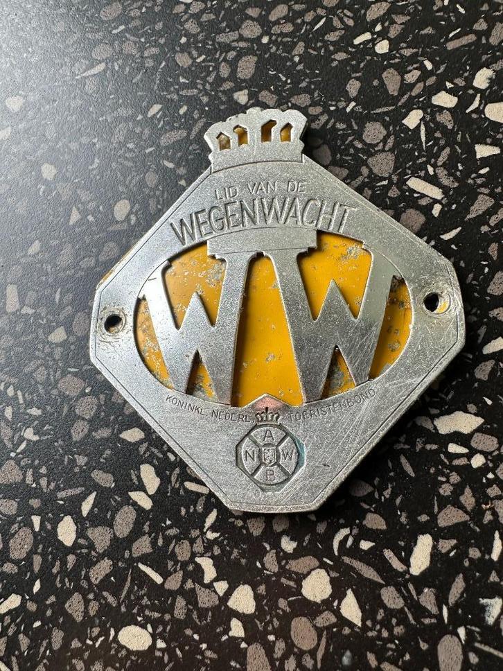 ANWB WW embleem. Geel A.N.W.B. logo voor een oldtimer auto., Verzamelen, Merken en Reclamevoorwerpen, Gebruikt, Gebruiksvoorwerp
