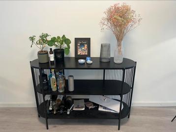 Black sideboard/ dresser beschikbaar voor biedingen