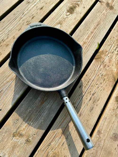 Skeppshult stekpanna NIEUW!, Huis en Inrichting, Keuken | Potten en Pannen, Zo goed als nieuw, Koekenpan of Braadpan, Gietijzer