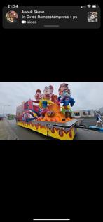 Carnavalswagen brandweer Carnavalspoppen onderdelen, Hobby en Vrije tijd, Feestartikelen, Ophalen of Verzenden