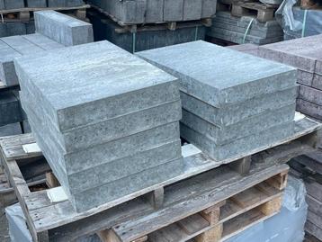 9 stuks Oud Hollandse tegel 60x40x7cm Grijs RESTPARTIJ beschikbaar voor biedingen