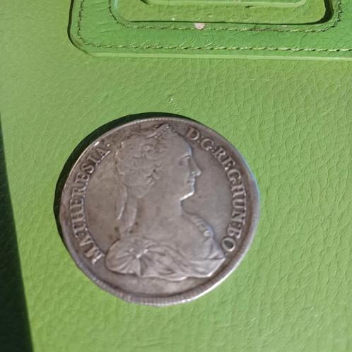 Hongaarse munt Maria Theresia 1 daalder 1742 KB, Postzegels en Munten, Munten | Europa | Niet-Euromunten, Ophalen of Verzenden