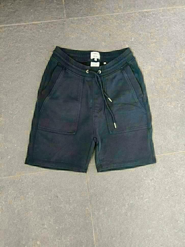 Korte broek Anti Blue maat XS (kindermaat 170), Kinderen en Baby's, Kinderkleding | Maat 170, Zo goed als nieuw, Jongen, Broek