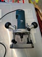 Black and decker kw780e bovenfrees met 1 frees mist geleider, Doe-het-zelf en Verbouw, Gereedschap | Freesmachines, Ophalen of Verzenden