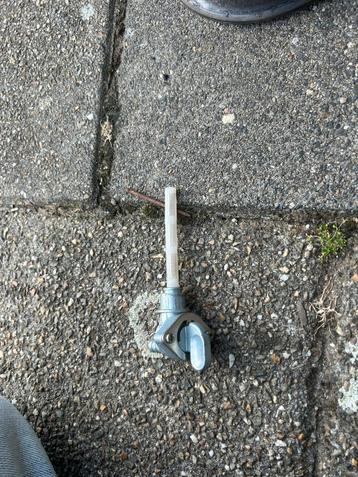 Benzine kraantje beschikbaar voor biedingen