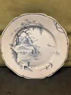 Antiek bord Petrus Regout Marines (191125s), Antiek en Kunst, Antiek | Servies los, Ophalen of Verzenden