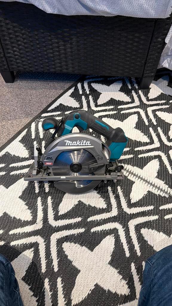 MAKITA HS012GZ01 40Vmax XGT accu-cirkelzaag 57mm 165mm, Doe-het-zelf en Verbouw, Gereedschap | Zaagmachines, Zo goed als nieuw