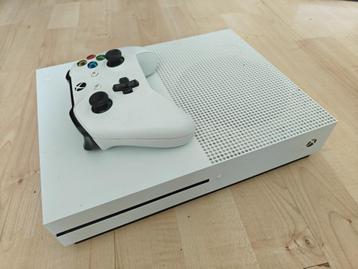 Xbox one s 500gb beschikbaar voor biedingen