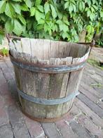 Originele houten handgemaakte emmer, Ophalen