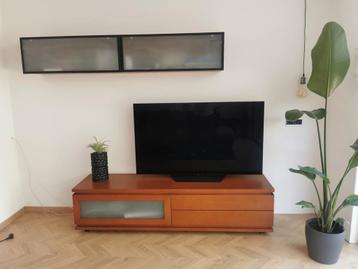 Complete woonkamer / eetkamer meubel. beschikbaar voor biedingen