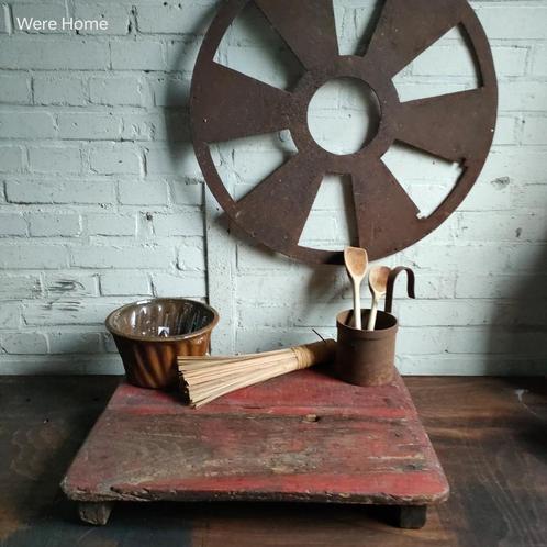 Authentiek oude bajot houten plateau oude verf uniek rood, Antiek en Kunst, Curiosa en Brocante, Ophalen of Verzenden