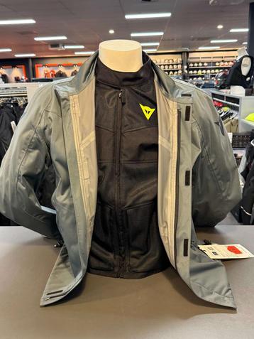 DAINESE SAURIS 2 beschikbaar voor biedingen