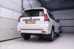 Toyota Land Cruiser 2.7 Dual VVT-i 4WD 160 pk Benzine | Grij, Auto's, Bestelauto's, Automaat, 2033 kg, Stof, Gebruikt