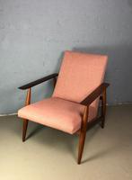 Scandinavisch teak 'dames' fauteuil, Ophalen, Hout, Minder dan 75 cm, Vintage