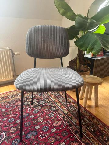 Stoelen (3 stuks) beschikbaar voor biedingen