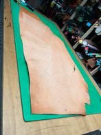 Naturel kleur tuigleer 3-3,5 mm dikte half soepel nr1, Hobby en Vrije tijd, Leer of Kunstleer, Ophalen of Verzenden, Zo goed als nieuw