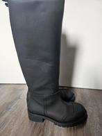 Zwarte Laarzen van Zara Maat 36, Kleding | Dames, Schoenen, Hoge laarzen, Ophalen of Verzenden, Zo goed als nieuw, Zara