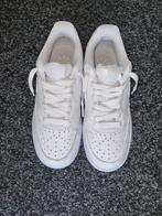 Witte Nike Sneakers maat 36.5, Ophalen, Wit, Nike, Sneakers of Gympen