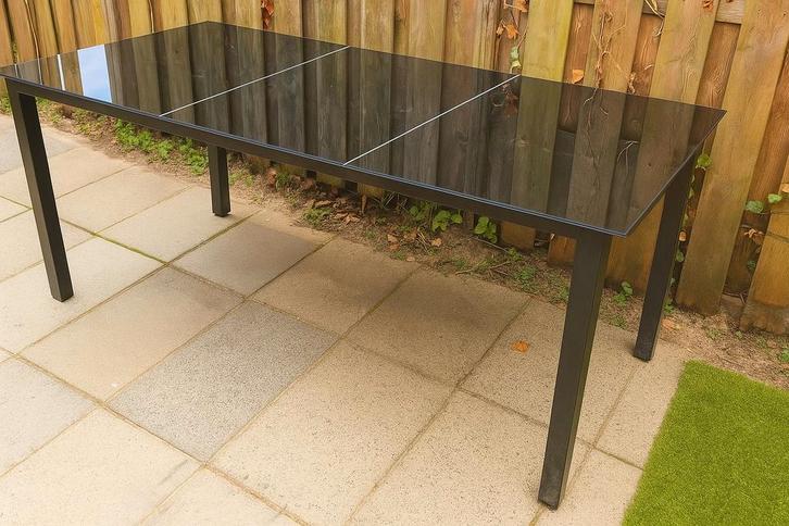 Zwarte tuintafel glas - zo goed als nieuw!, Tuin en Terras, Tuintafels, Zo goed als nieuw, Rechthoekig, Metaal, Ophalen