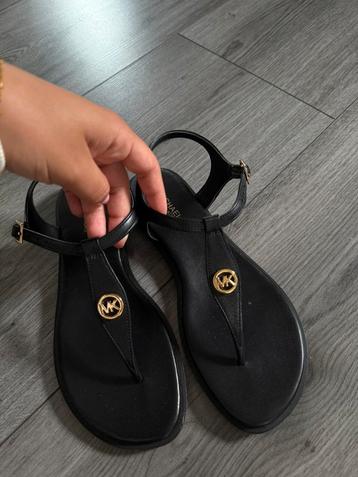 Michael Kors sandalen beschikbaar voor biedingen