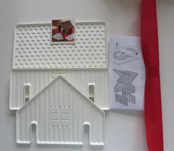 Huisjesmal met siliconen mat en beschrijving  voor  deeg  beschikbaar voor biedingen