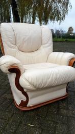 Klassiek noten fauteuils met bank leder, Huis en Inrichting, Ophalen, Gebruikt, 75 tot 100 cm