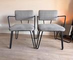 2 grijze NOUS Living stoelen met zwart frame, Huis en Inrichting, Ophalen, Zwart, Twee