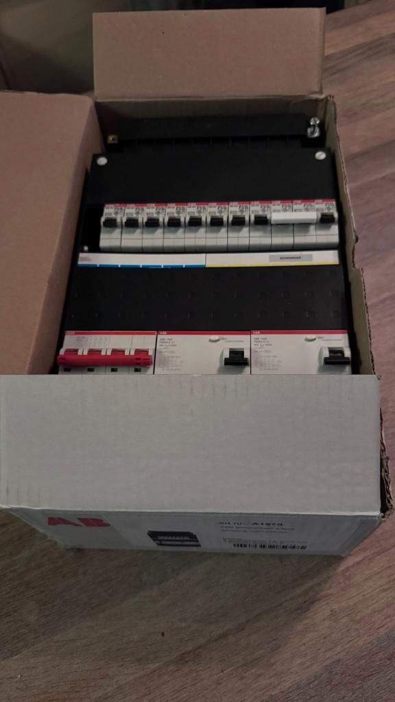 ABB HAF groepenkast A1570  3-fase, 11 groepen, Doe-het-zelf en Verbouw, Elektra en Kabels, Zo goed als nieuw, Overige typen, Ophalen of Verzenden