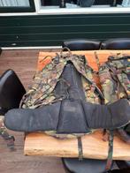Defensie Set: Slaapzak, Camouflage Broek & Jas, Ophalen of Verzenden, Gedragen