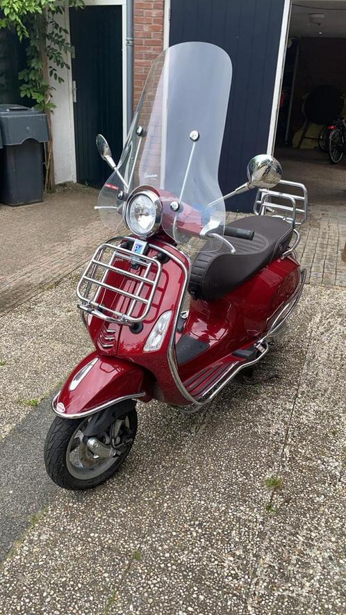 Vespa Primavera Touring, Fietsen en Brommers, Scooters | Vespa, Zo goed als nieuw, Overige modellen, Ophalen of Verzenden
