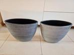 Twee mooie grijze potten van Intratuin zgan, Ophalen, Overige kleuren, Aardewerk of Porselein, Zo goed als nieuw