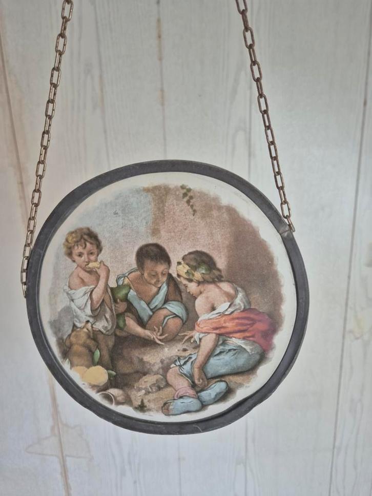 Glas in Lood Raamhanger met Ketting, Antiek en Kunst, Antiek | Wandborden en Tegels, Ophalen of Verzenden