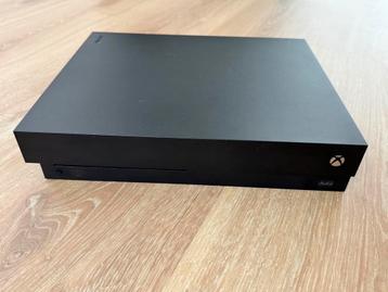 Xbox one X - 1TB - incl controller & draadloos oplaadstation beschikbaar voor biedingen