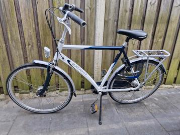 Bijna nieuwe batavus herenfiets 28 inch beschikbaar voor biedingen