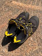 HKS werkschoenen mt. 43, Ophalen of Verzenden, Zo goed als nieuw