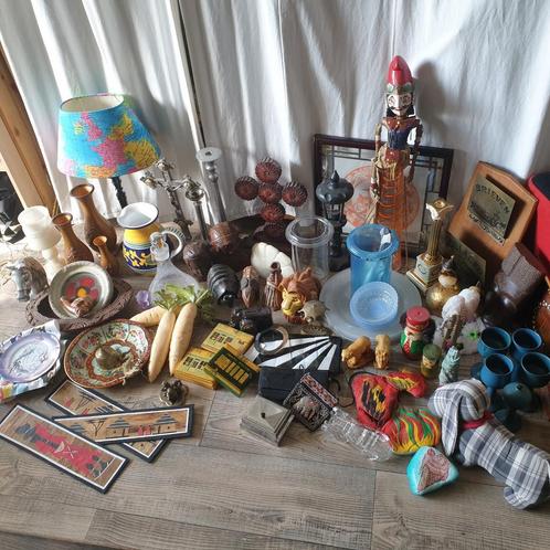 9 dozen met mooie spullen voor de verkoop / rommelmarkt, Diversen, Rommelmarktspullen, Zo goed als nieuw, Ophalen