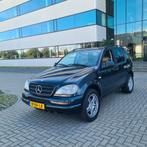 Mercedes-Benz M-Klasse 3.2 Ml320 4MATIC AUT 1999 Zwart, Auto's, Mercedes-Benz, Automaat, Vierwielaandrijving, Particulier, 1955 kg