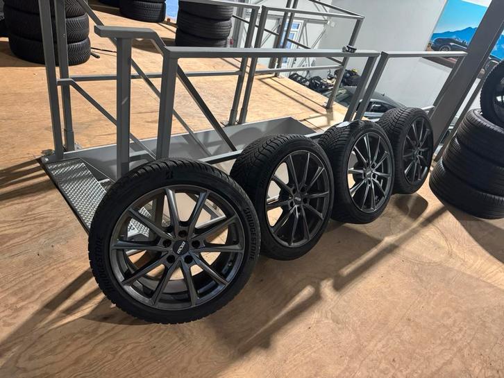 Bmw 3 serie winterset 18 inch bridgestone, Auto-onderdelen, Banden en Velgen, Banden en Velgen, Winterbanden, 18 inch, 225 mm