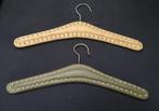16 verschillende hangers, Ophalen of Verzenden, Zo goed als nieuw