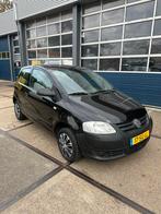 Volkswagen Fox 1.2 40KW 2006 Zwart, Auto's, Volkswagen, Voorwielaandrijving, 54 pk, 4 stoelen, 1198 cc