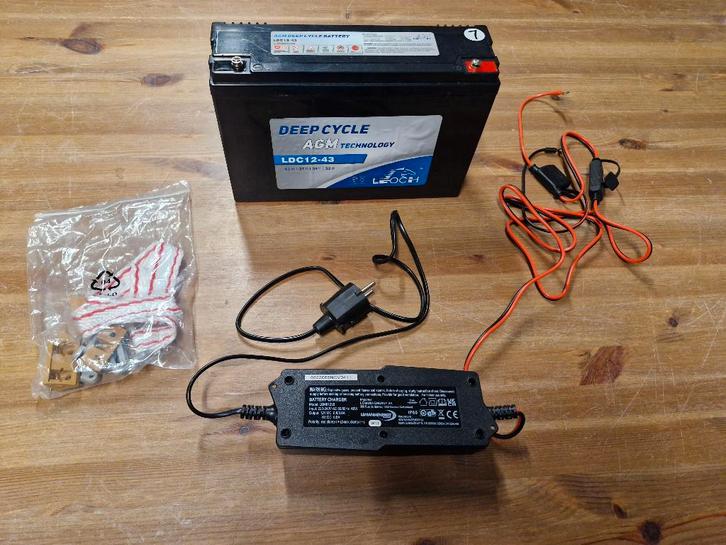 Complete accuset voor caravan mover, Hobby 400 juli 2024, Auto-onderdelen, Accu's en Toebehoren, Universele onderdelen, Gebruikt