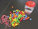 Houten kralen met veters, 80delig ca2,5cm groot. Als nieuw, Kinderen en Baby's, Ophalen of Verzenden, Zo goed als nieuw, Knutselen